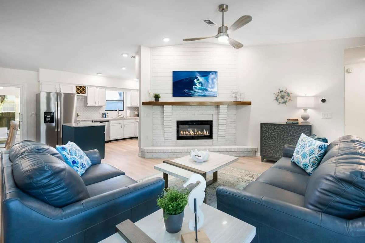 The St Augusdream Renovated Beach House Sleeps 8 Walk To Beach St. Augustine Eksteriør bilde