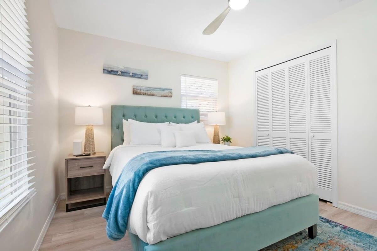 The St Augusdream Renovated Beach House Sleeps 8 Walk To Beach St. Augustine Eksteriør bilde