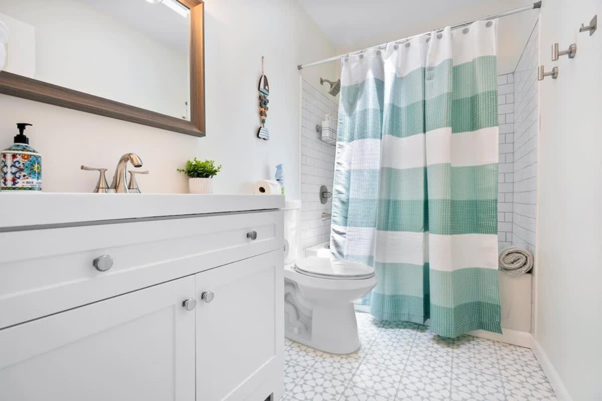 The St Augusdream Renovated Beach House Sleeps 8 Walk To Beach St. Augustine Eksteriør bilde