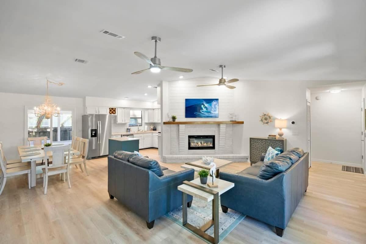 The St Augusdream Renovated Beach House Sleeps 8 Walk To Beach St. Augustine Eksteriør bilde