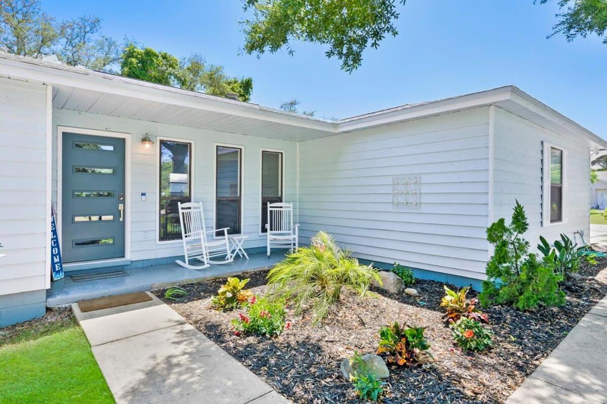 The St Augusdream Renovated Beach House Sleeps 8 Walk To Beach St. Augustine Eksteriør bilde